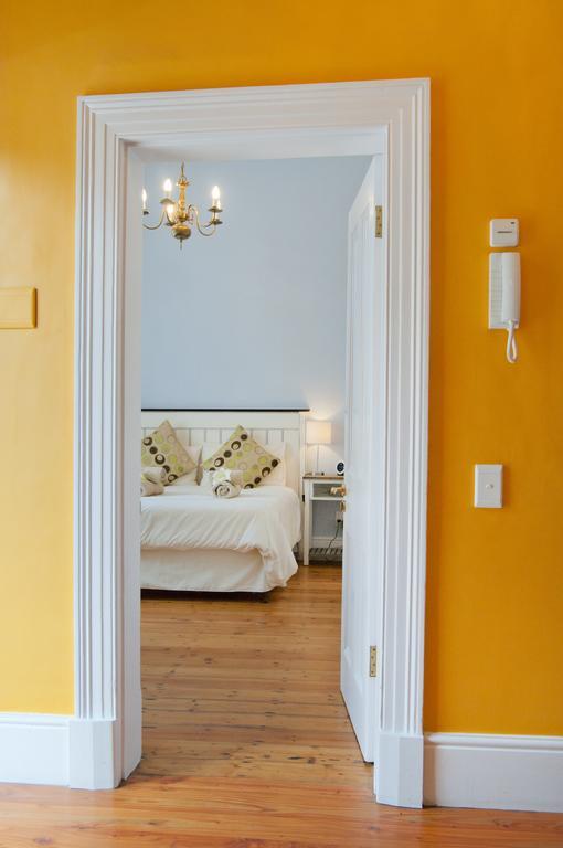 Bed and Breakfast Six On Scott Kapstadt Zimmer foto