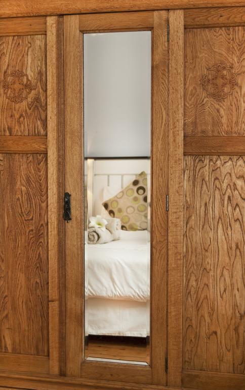 Bed and Breakfast Six On Scott Kapstadt Zimmer foto