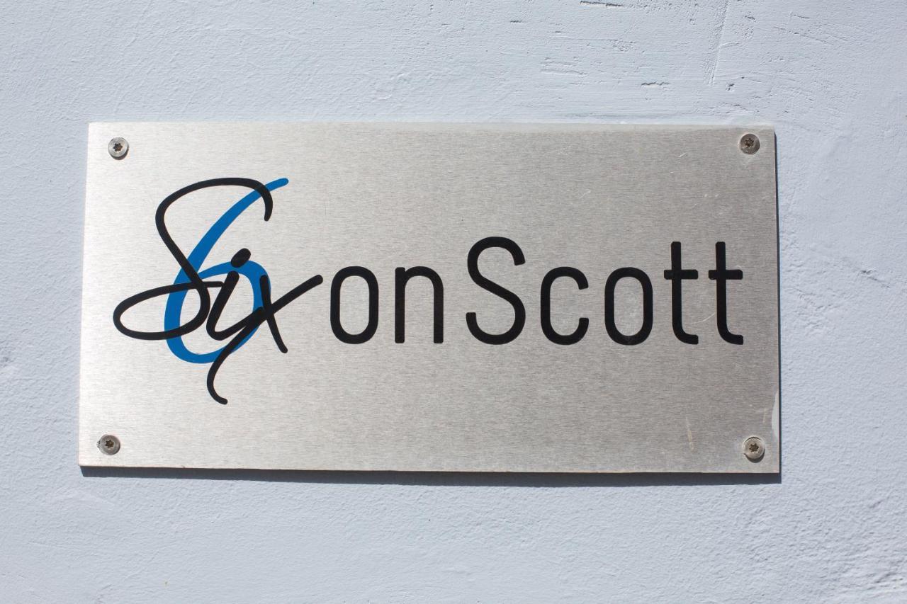 Bed and Breakfast Six On Scott Kapstadt Exterior foto